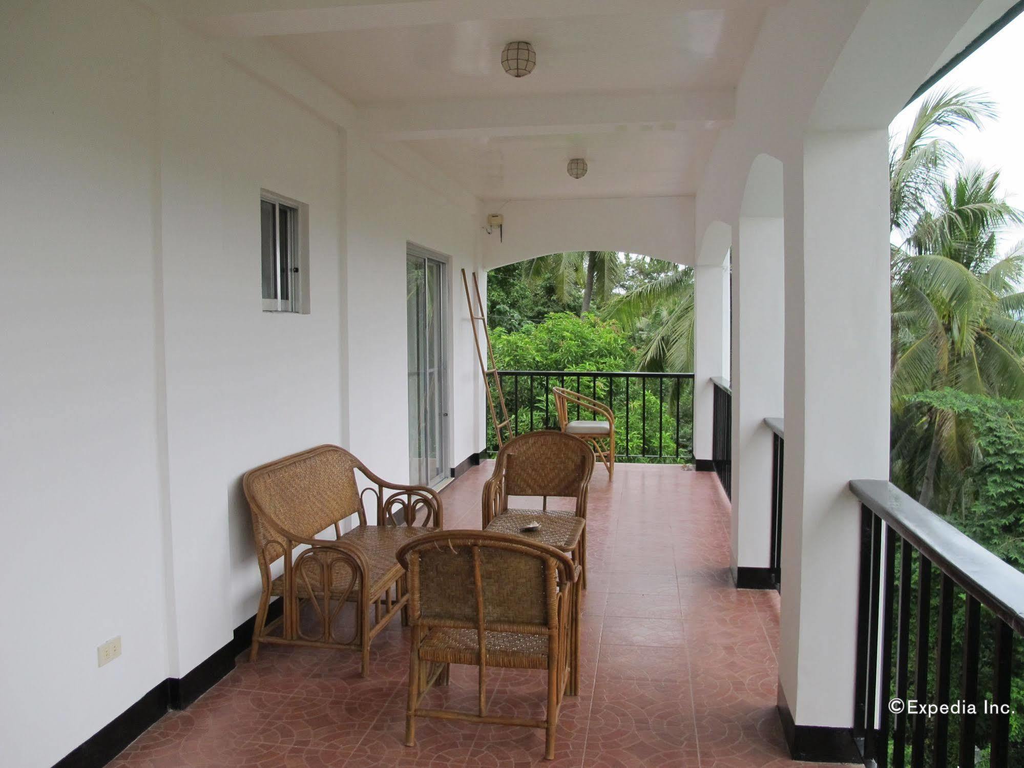 פוארטו גאלרה Seahorse Villa מראה חיצוני תמונה
