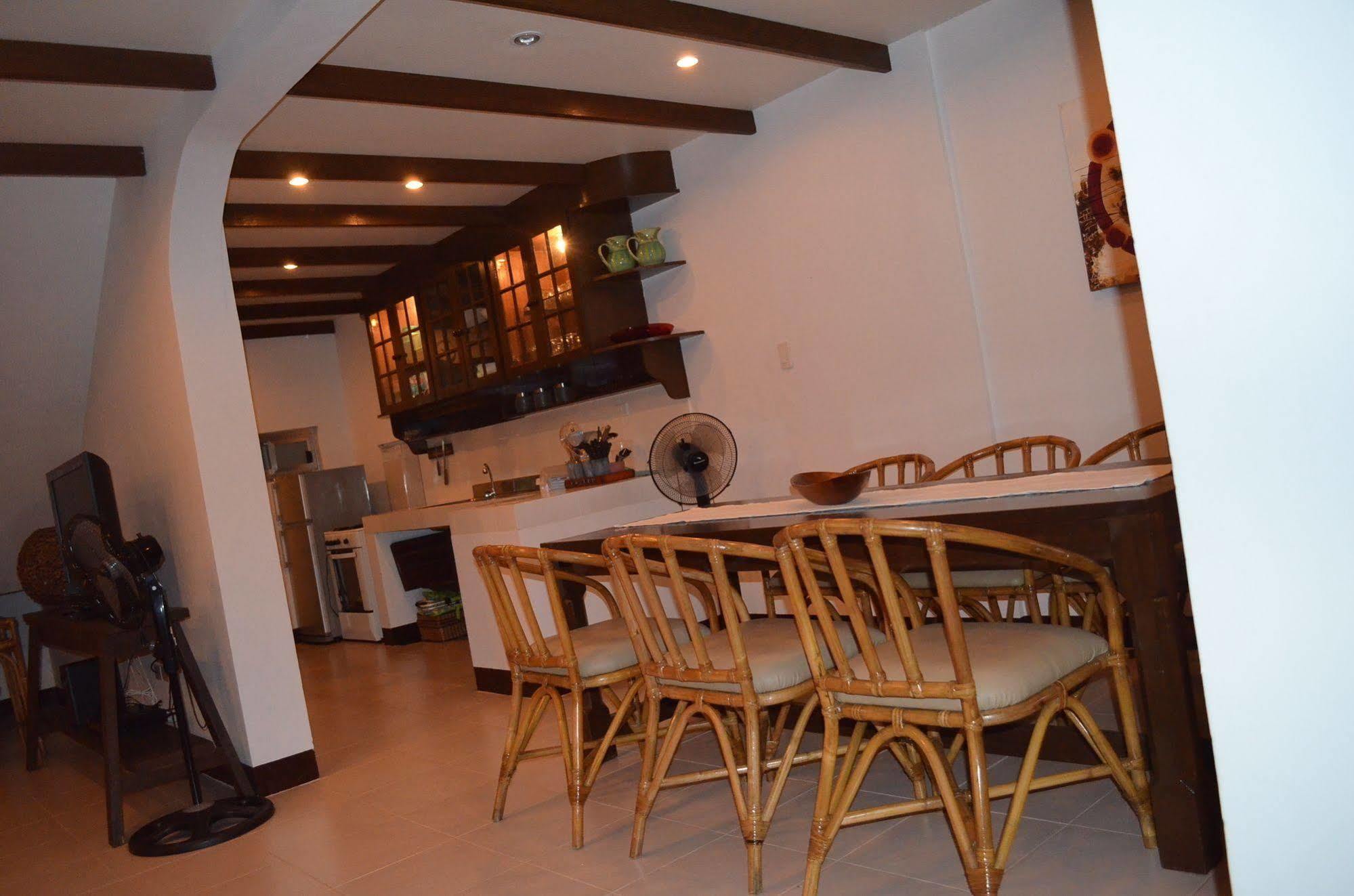 פוארטו גאלרה Seahorse Villa מראה חיצוני תמונה