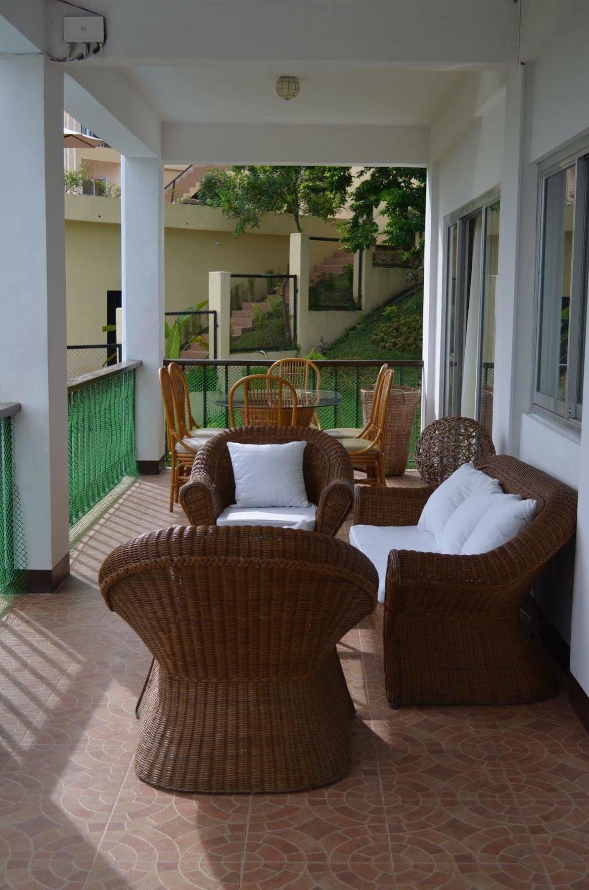 פוארטו גאלרה Seahorse Villa מראה חיצוני תמונה